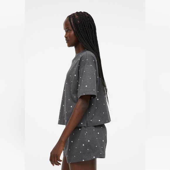 H & M Disney Pajama Set NWT - Picture 4 of 8